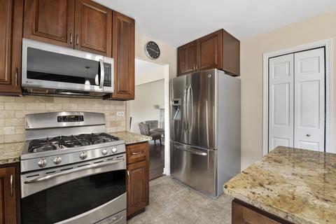 5306 Pine Trails Cir, Plainfield, IL 60586 photo 11
