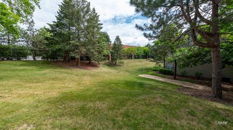 364 Oaktree Ct, Hoffman Estates, IL 60169 photo 23