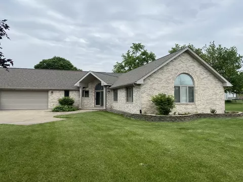 114 S Plank Rd, Cherry, IL 61317 photo 1