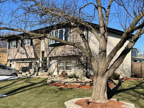 89 S Grant Dr, Addison, IL 60101 photo 2