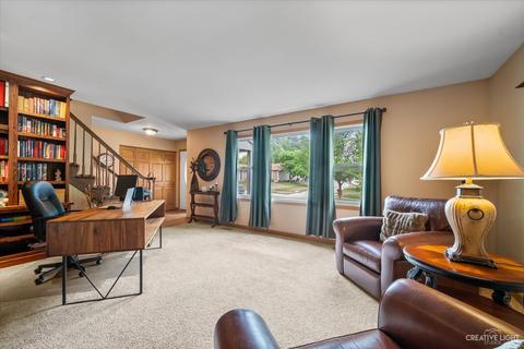 360 Partridge Ct, Algonquin, IL 60102 photo 3
