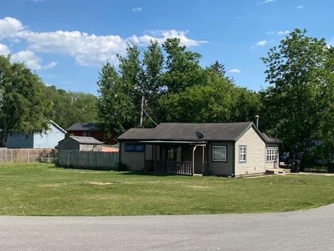 5509 Euclid Dr, Mchenry, IL 60050 photo 1