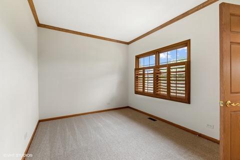 916 Monroe Ave, Mchenry, IL 60050 photo 9