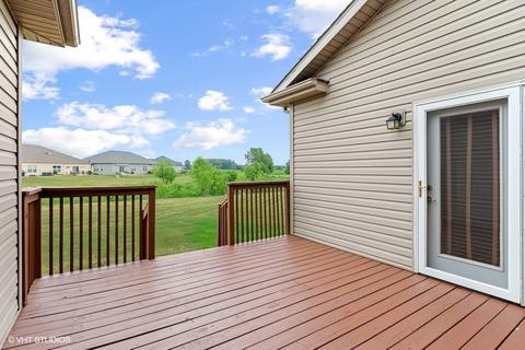 916 Monroe Ave, Mchenry, IL 60050 photo 12