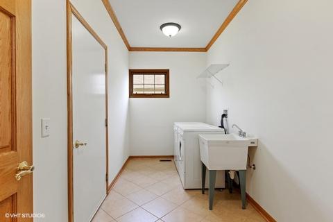 916 Monroe Ave, Mchenry, IL 60050 photo 10
