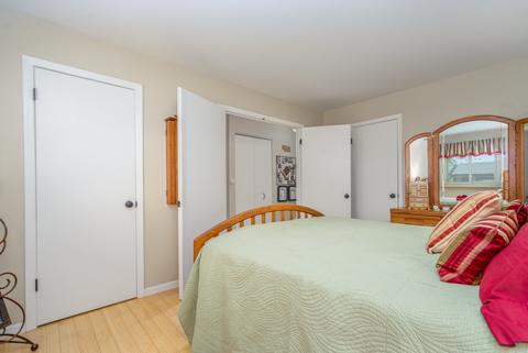1242 Folkstone Ct, Wheaton, IL 60189 photo 12