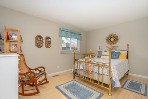 1242 Folkstone Ct, Wheaton, IL 60189 photo 13