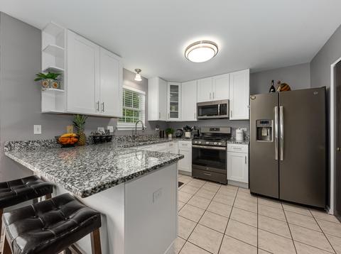 5747 Lake Pointe Dr, Plainfield, IL 60586 photo 11