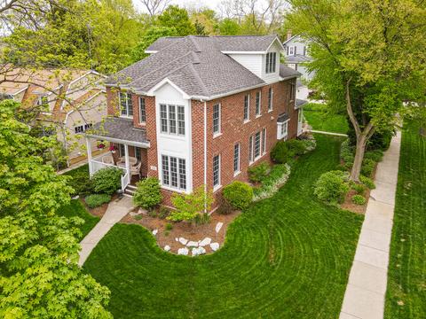 123 S Chase St, Wheaton, IL 60187 photo 2