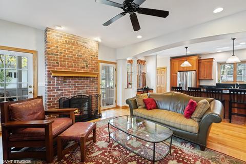123 S Chase St, Wheaton, IL 60187 photo 9