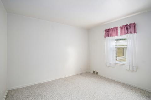 727 Morgan St, Elgin, IL 60123 photo 9