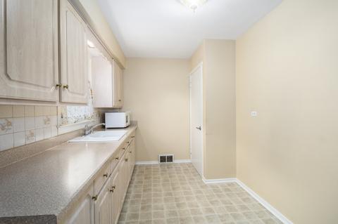 727 Morgan St, Elgin, IL 60123 photo 12
