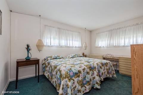 9025 E Prairie Rd, Evanston, IL 60203 photo 6