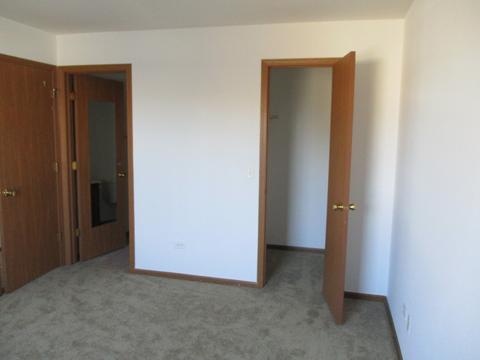 623 Mallard Ct #B2, Bartlett, IL 60103 photo 8