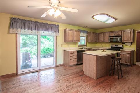 2305 Irvine Ln, Plainfield, IL 60586 photo 11