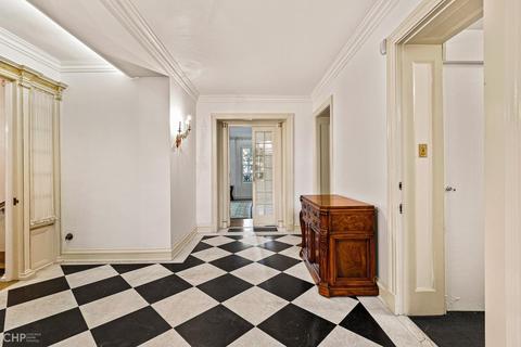 40 E Burton Pl, Chicago, IL 60610 photo 8
