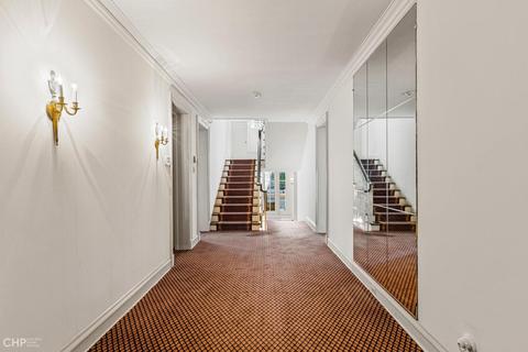 40 E Burton Pl, Chicago, IL 60610 photo 18