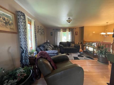 3388 W Loras Dr, Freeport, IL 61032 photo 14