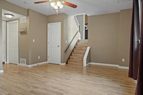 1410 Challis Dr, Bloomington, IL 61704 photo 9