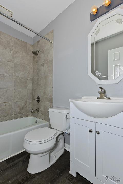 4919 Prairie Ave, Mchenry, IL 60050 photo 16