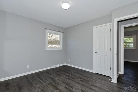 4919 Prairie Ave, Mchenry, IL 60050 photo 15