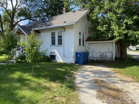 1141 Eagle St, Kankakee, IL 60901 photo 2