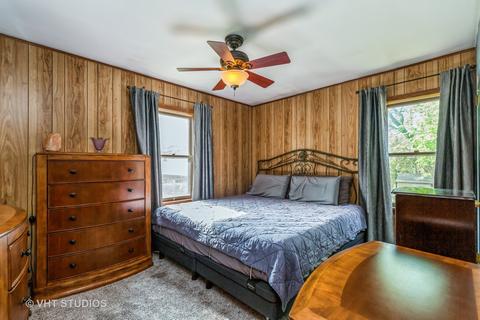 765 Pine St, Elgin, IL 60123 photo 10