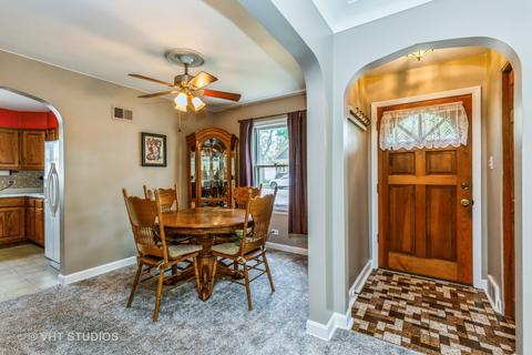 765 Pine St, Elgin, IL 60123 photo 5