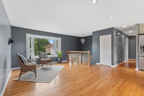 855 San Francisco Ter, Bartlett, IL 60103 photo 3