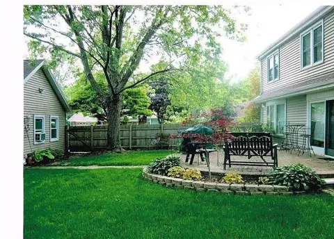 3915 Hudson Dr, Hoffman Estates, IL 60192 photo 28