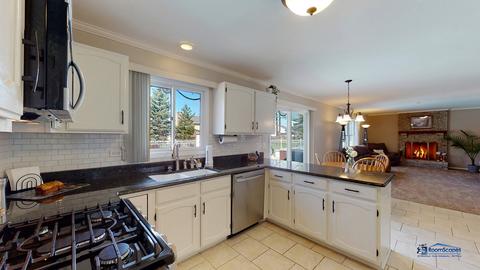 1072 Sumner Cir, Gurnee, IL 60031 photo 10