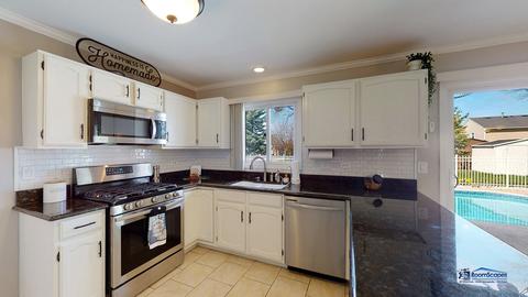 1072 Sumner Cir, Gurnee, IL 60031 photo 8