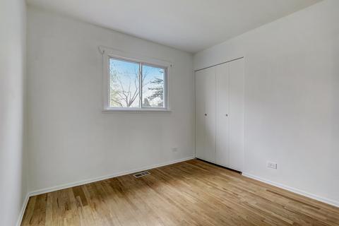 555 Frederick Ln, Hoffman Estates, IL 60169 photo 19