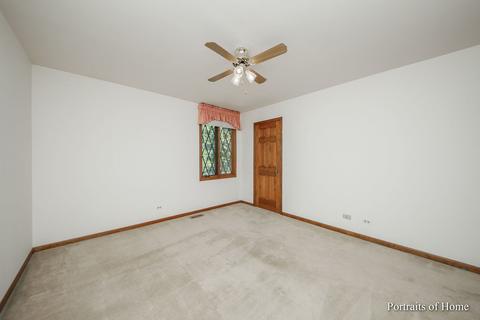 1934 Chatham Dr, Wheaton, IL 60189 photo 19