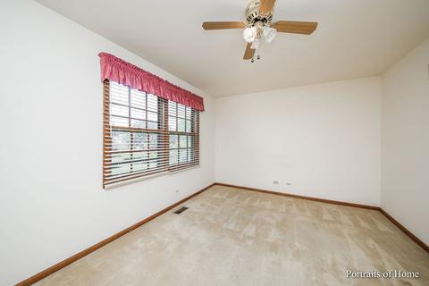1934 Chatham Dr, Wheaton, IL 60189 photo 16