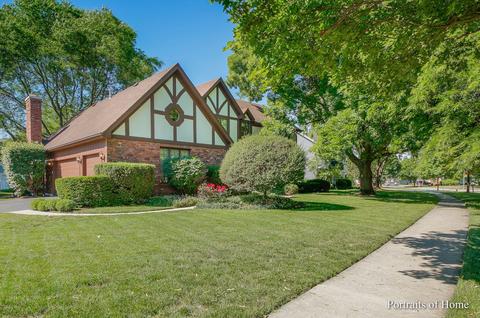 1934 Chatham Dr, Wheaton, IL 60189 photo 2