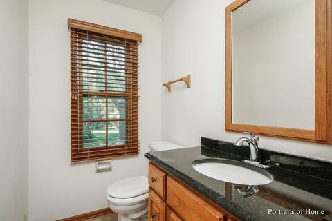1934 Chatham Dr, Wheaton, IL 60189 photo 13