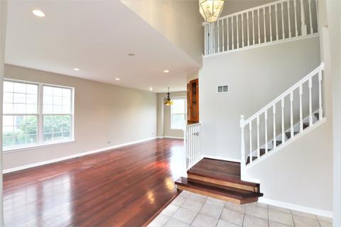 7246 Dada Dr, Gurnee, IL 60031 photo 4