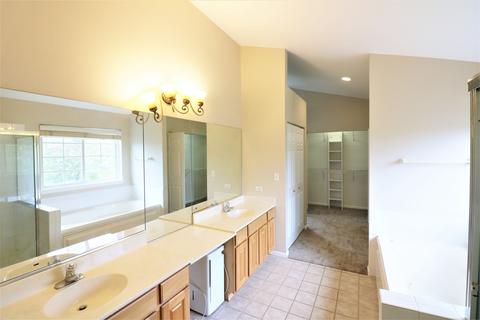 7246 Dada Dr, Gurnee, IL 60031 photo 18