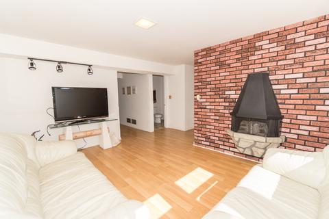102 S Mill Rd, Addison, IL 60101 photo 14