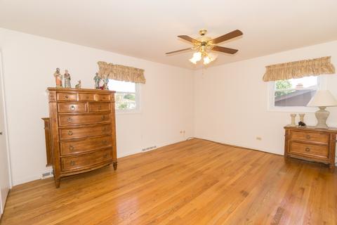 102 S Mill Rd, Addison, IL 60101 photo 10