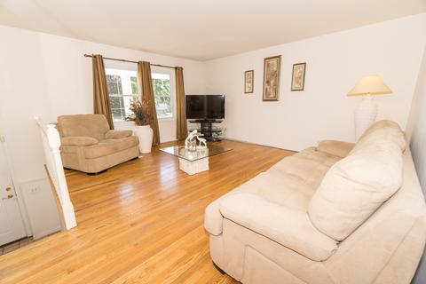 102 S Mill Rd, Addison, IL 60101 photo 3