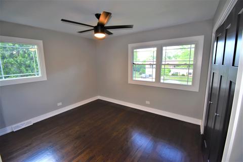 1053 E Paddock Dr, Palatine, IL 60074 photo 24