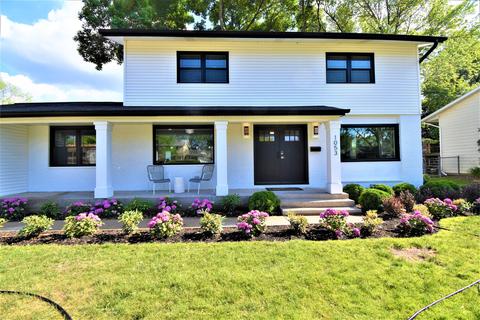 1053 E Paddock Dr, Palatine, IL 60074 photo 2