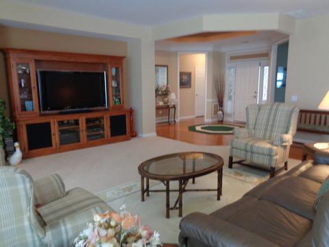 655 Tuscan Vw Dr, Elgin, IL 60124 photo 3