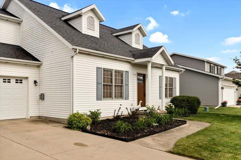 1822 Chuck Murray Dr, Normal, IL 61761 photo 2