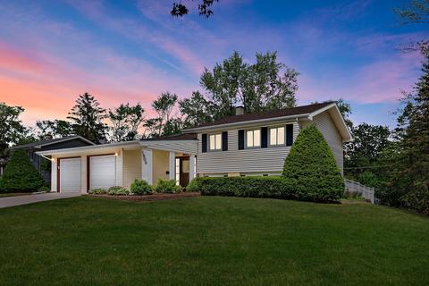 1505 Dennison Rd, Hoffman Estates, IL 60169 photo 1