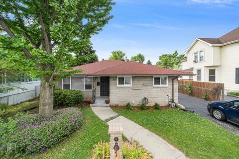 323 E 9th St, Lockport, IL 60441 photo 2