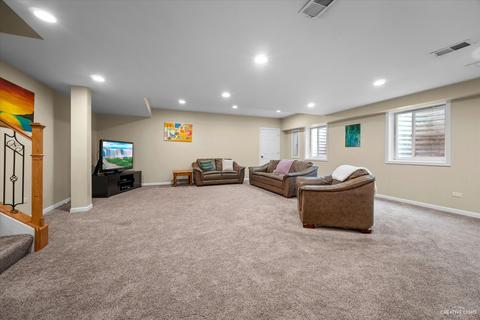 1081 Grayhawk Dr, Algonquin, IL 60102 photo 22
