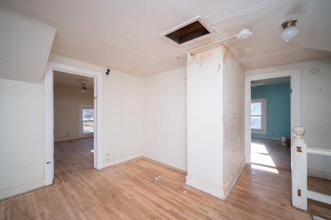 140 N 4th St, Capron, IL 61012 photo 36
